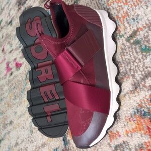 Sorel Women's Kinetic Sneakers Burgundy/Gray Sz 7.5